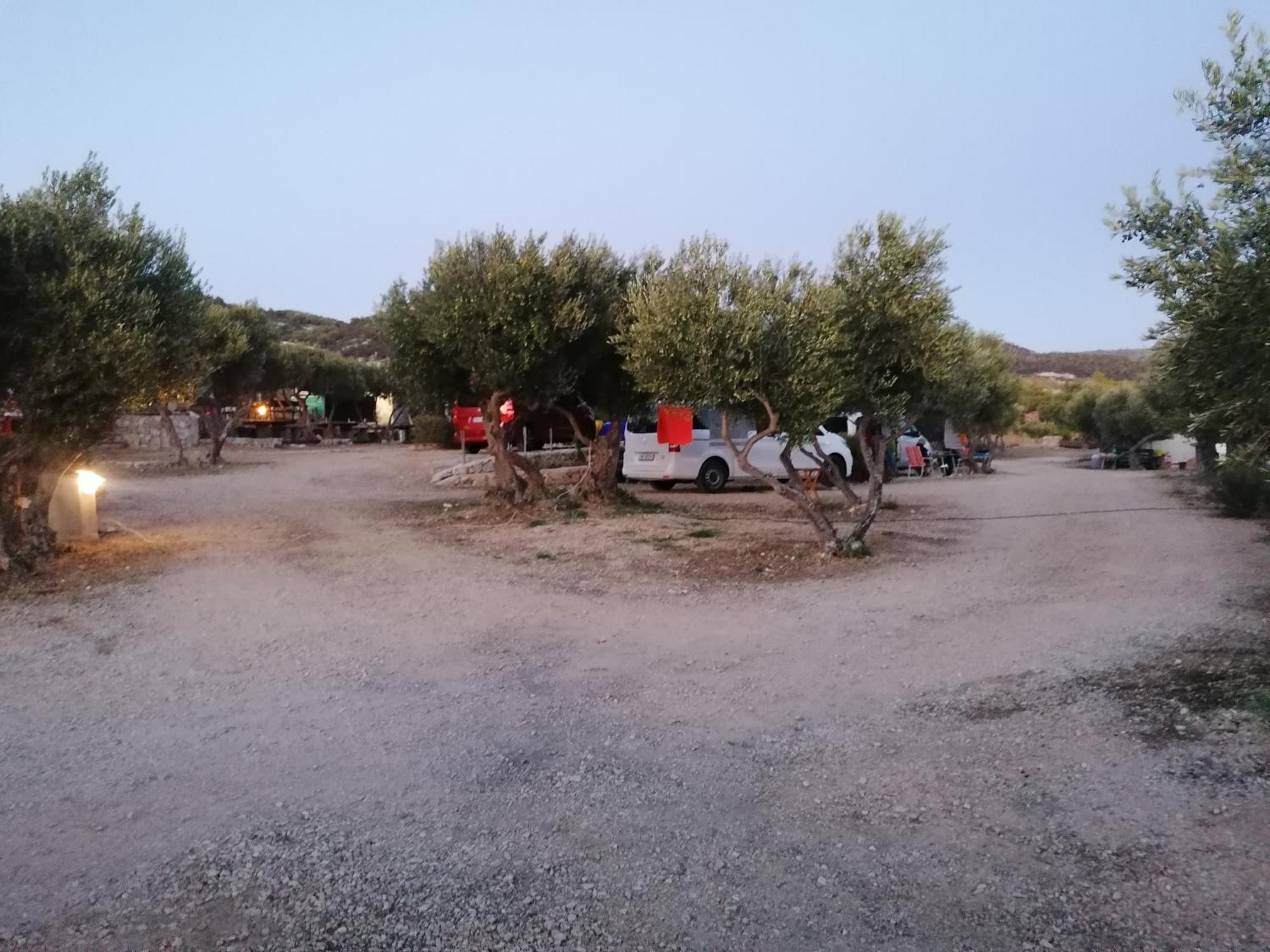 מלון חוואר Camp Kopito מראה חיצוני תמונה